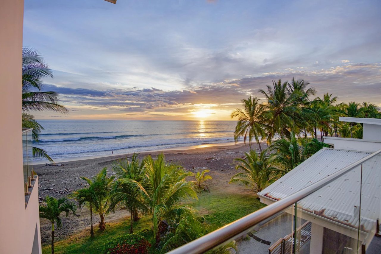 Titled Beachfront Luxury Estate, Jaco, Puntarenas