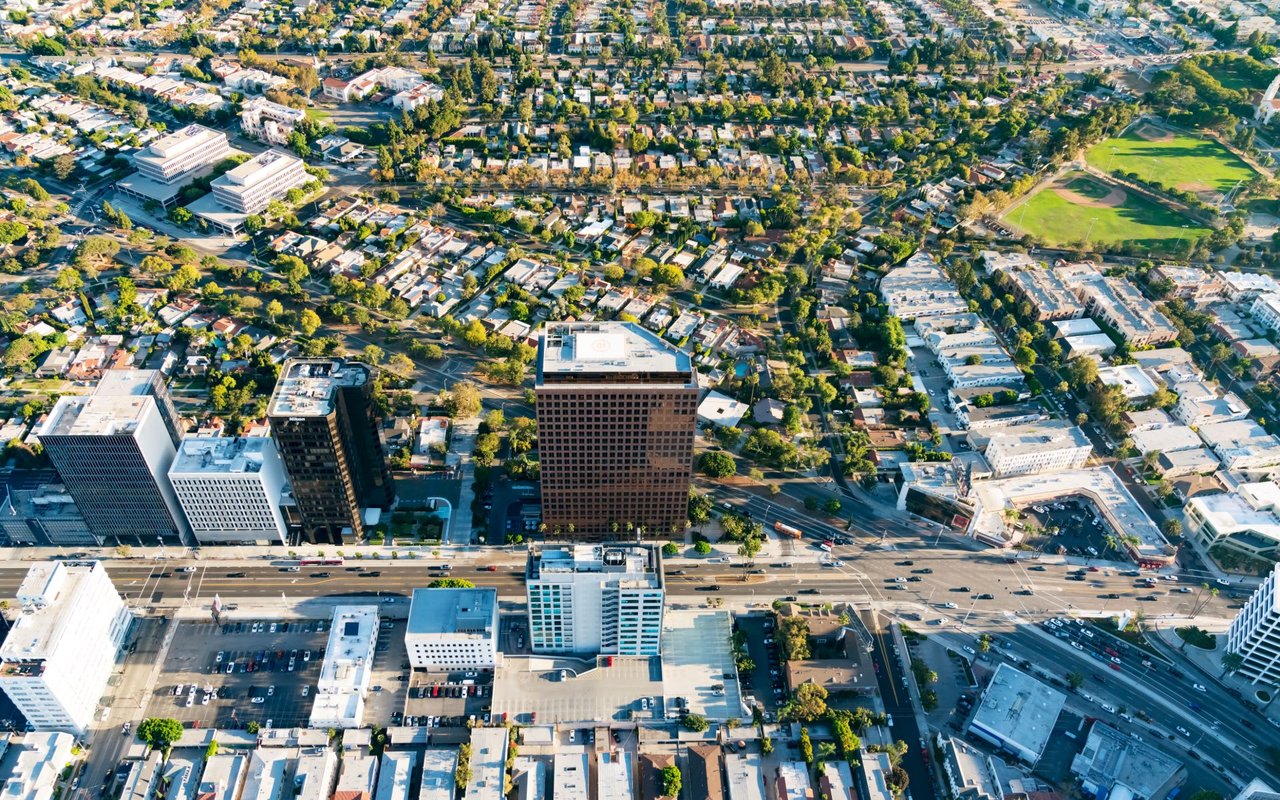Wilshire Corridor image