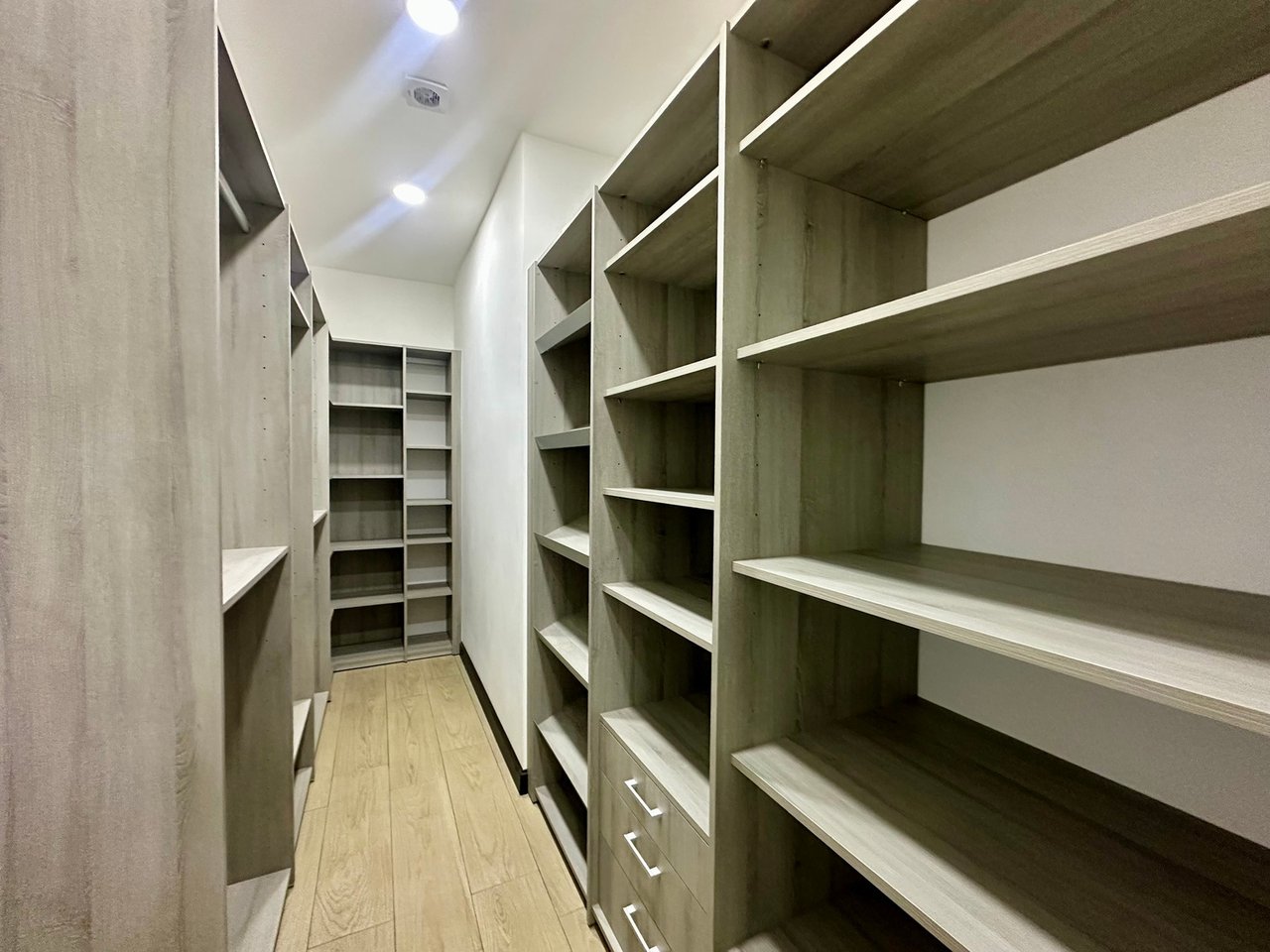 Remodeled Garden Level Residence, Escazu, San Jose