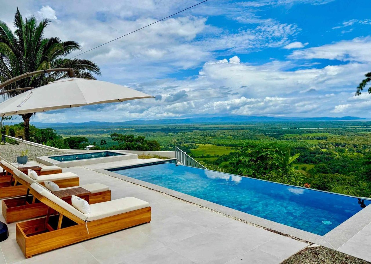 Modern Coastal View Villa, Ojochal, Puntarenas