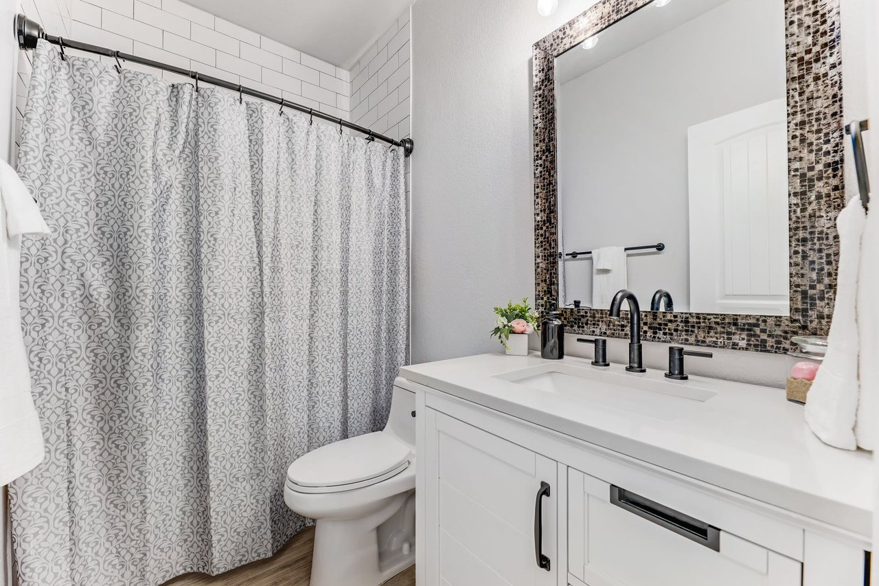 941 Hyde Park Dr, Round Rock, Texas 78665