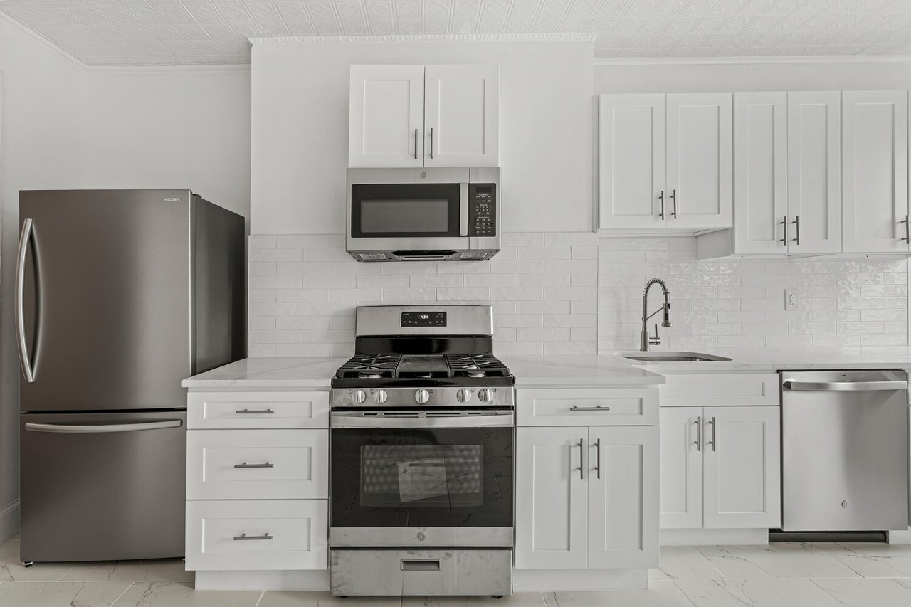 163 Bedford Avenue, Apt 2