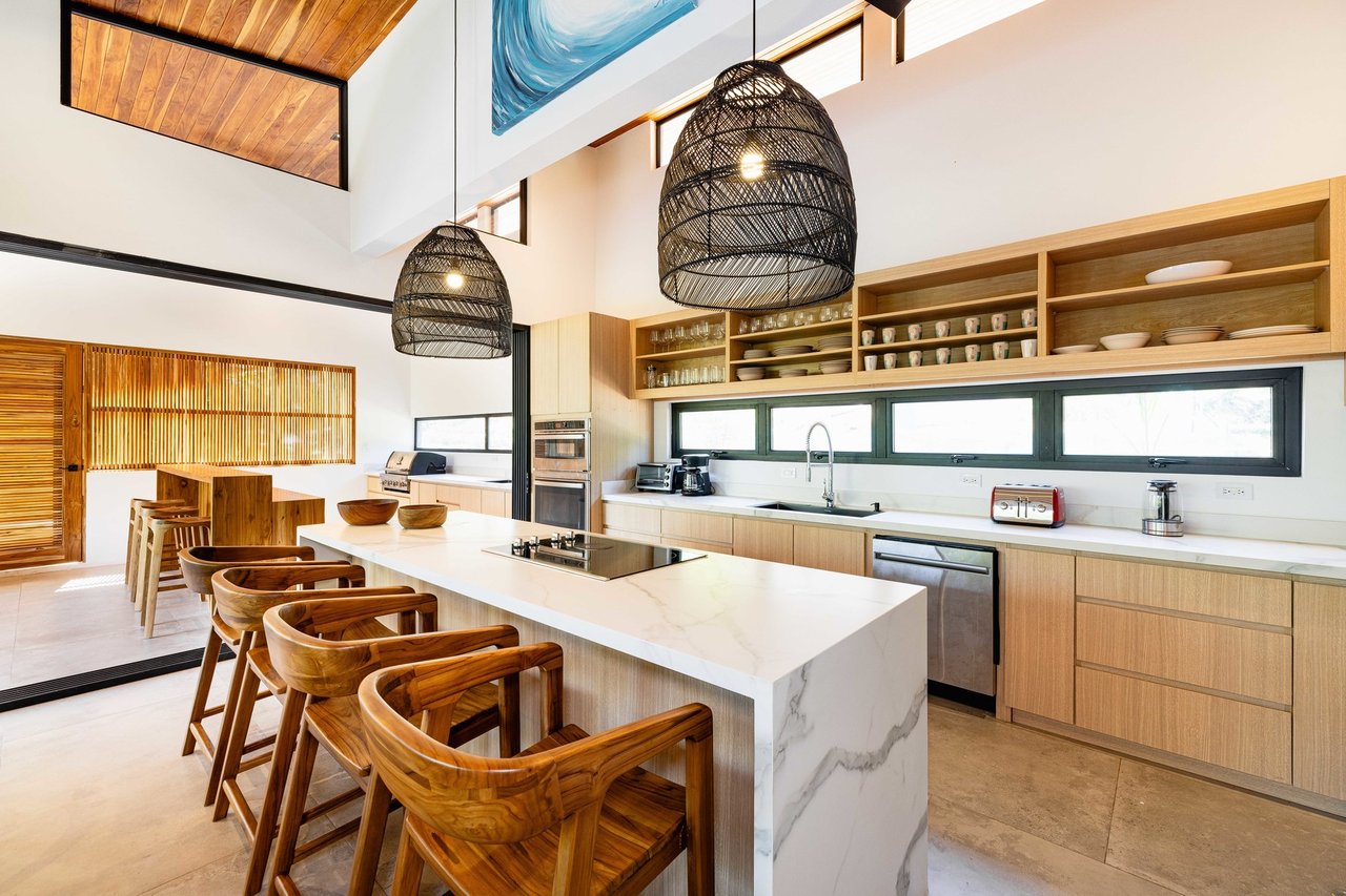 Contemporary Pool Residence, Tamarindo, Guanacaste