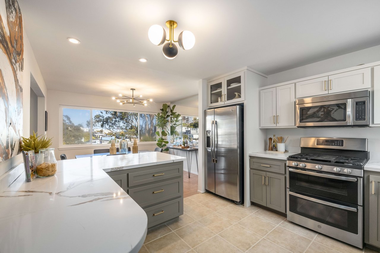82 Stanford Heights Ave