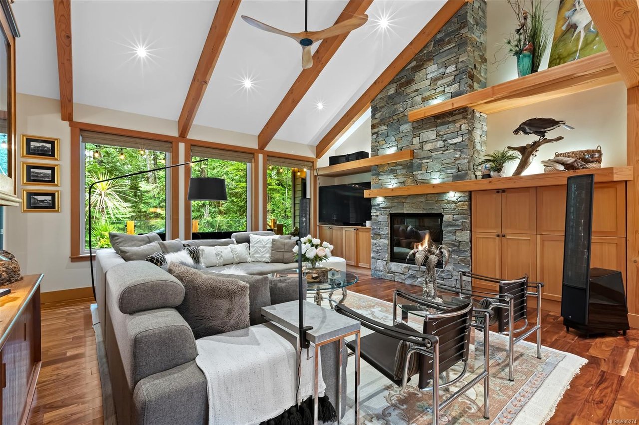 760 Marine Dr