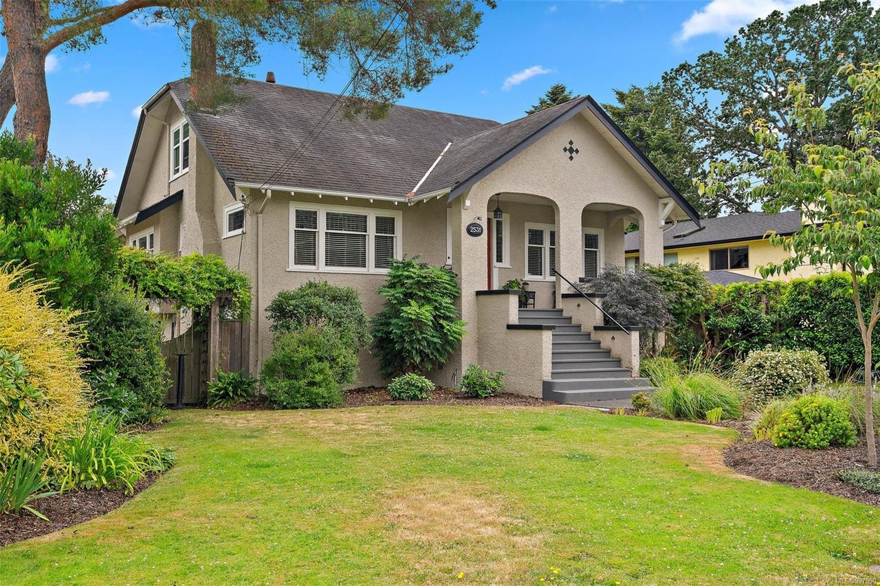 2531 Orchard Ave