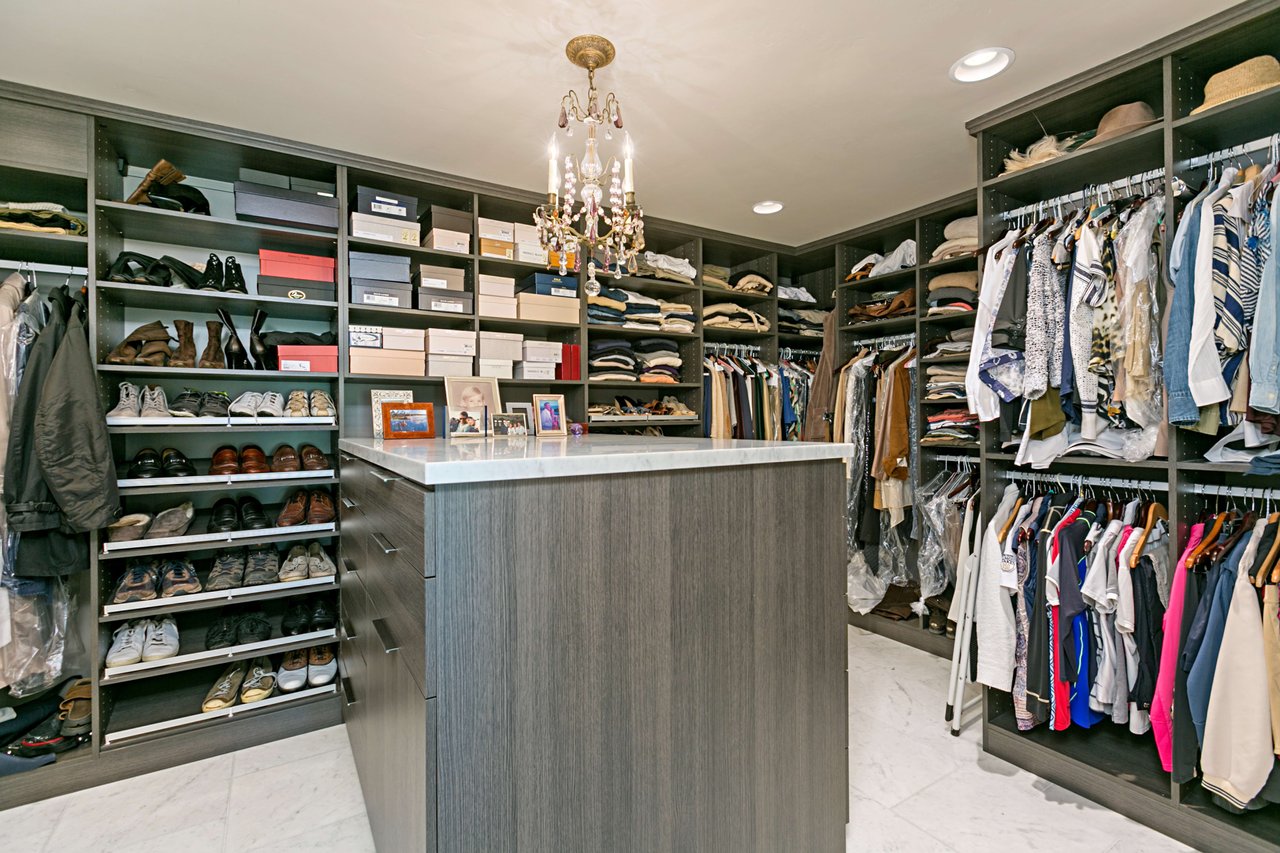 16748 Avenida Arroyo Pasajero