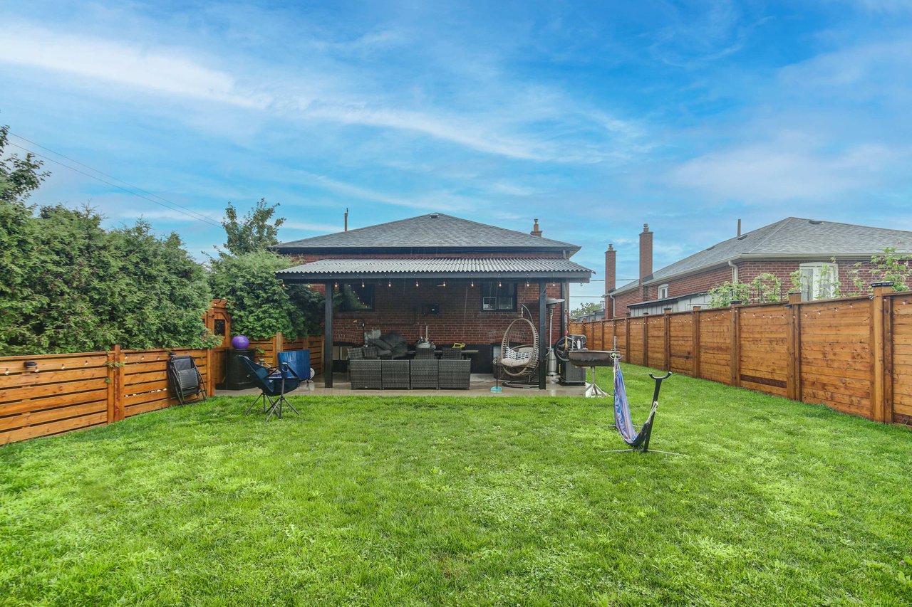 42 Bunnell Cres
