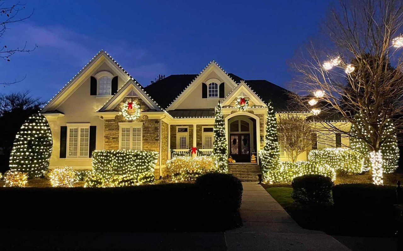 2022 Holiday Home Decorating Contest