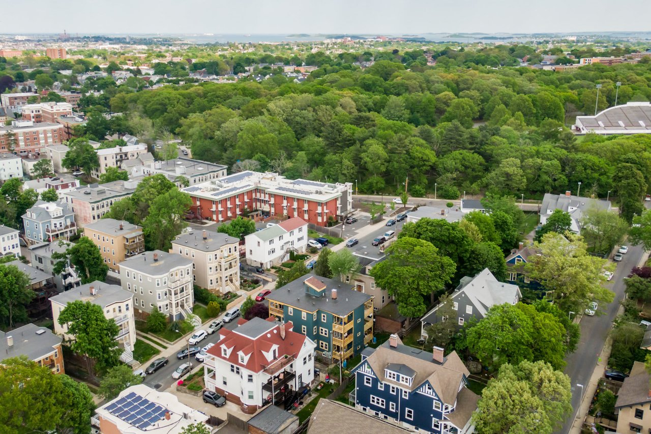 97 Montebello Rd, #4, Jamaica Plain