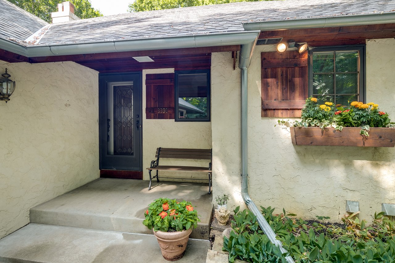 3390 Maplewood Rd | Deephaven