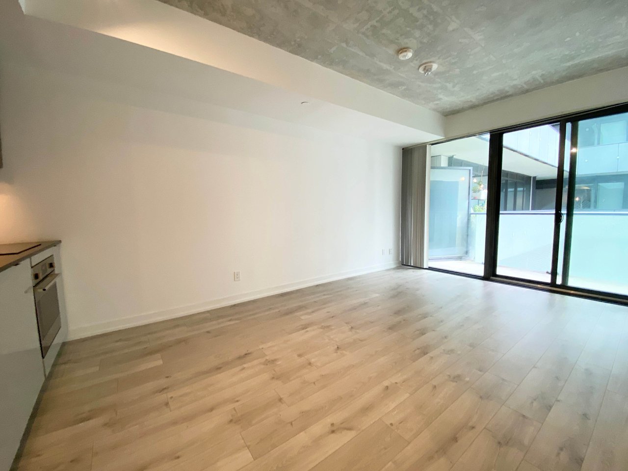 161 Roehampton Ave, Unit 532