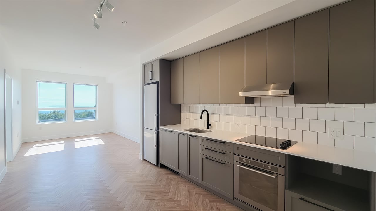 309-9228 Slopes Mews