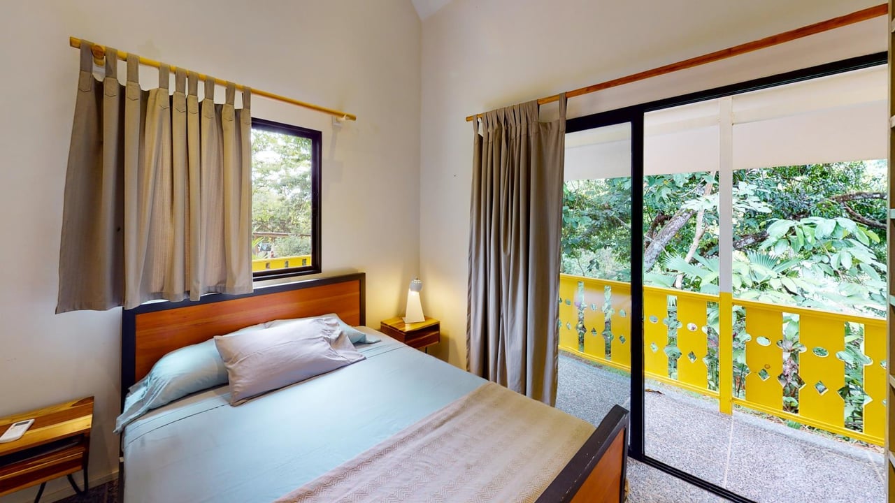 Captivating Estate with Stunning Views in Ojochal
