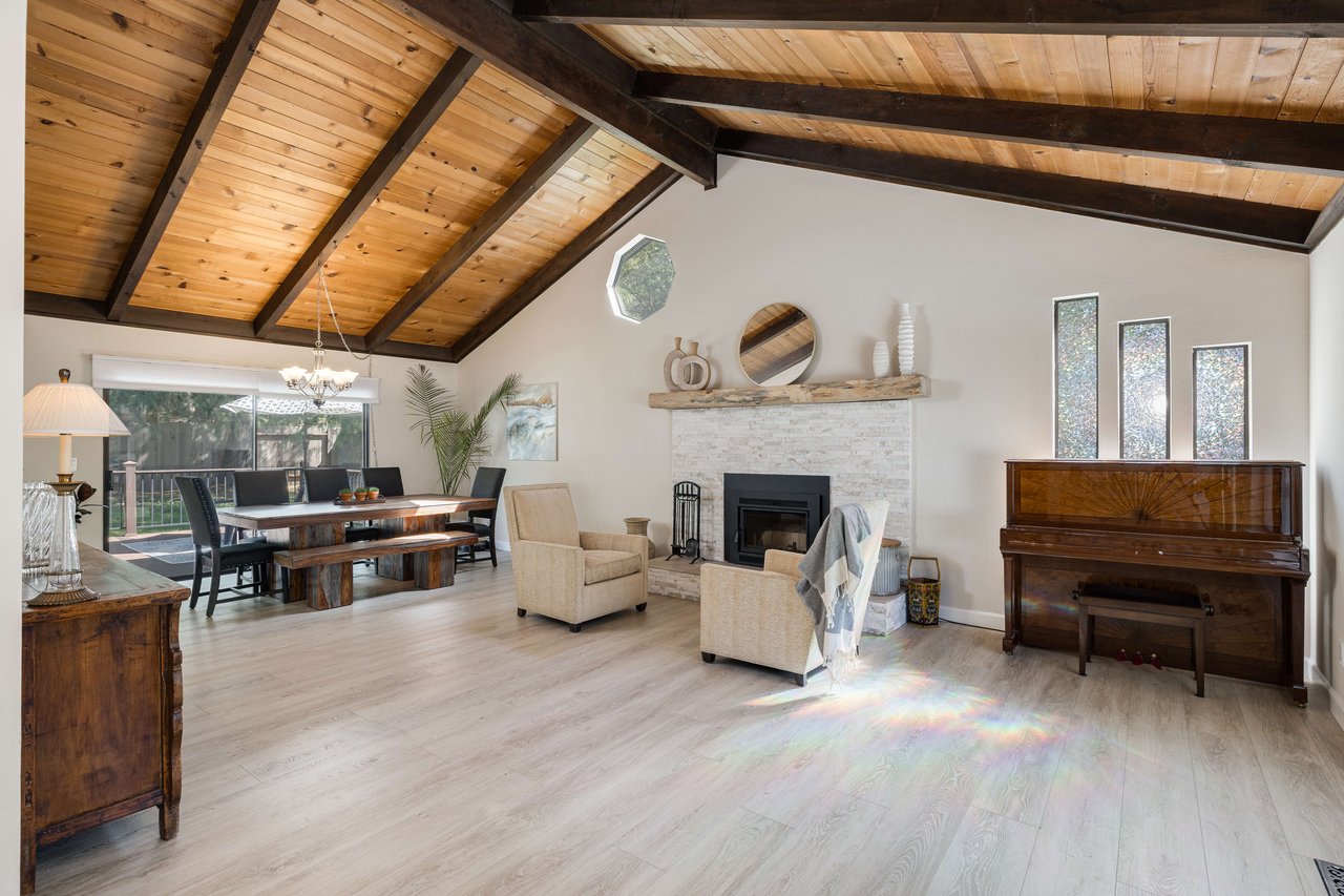 1543 Brendan Way, Placerville