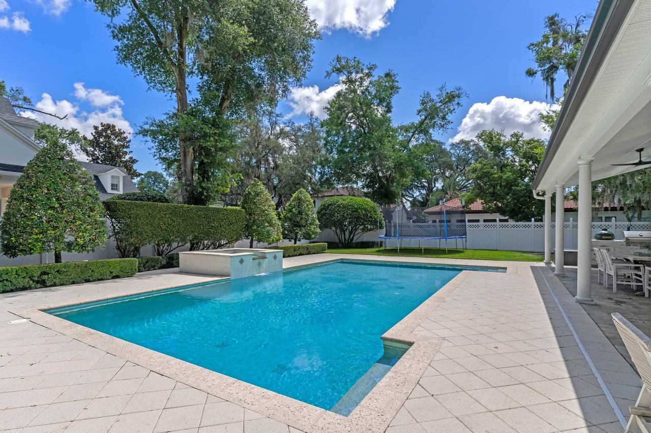 1421 Place Picardy