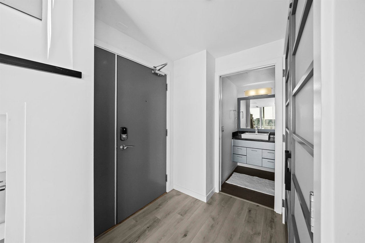 3905-188 Keefer Pl