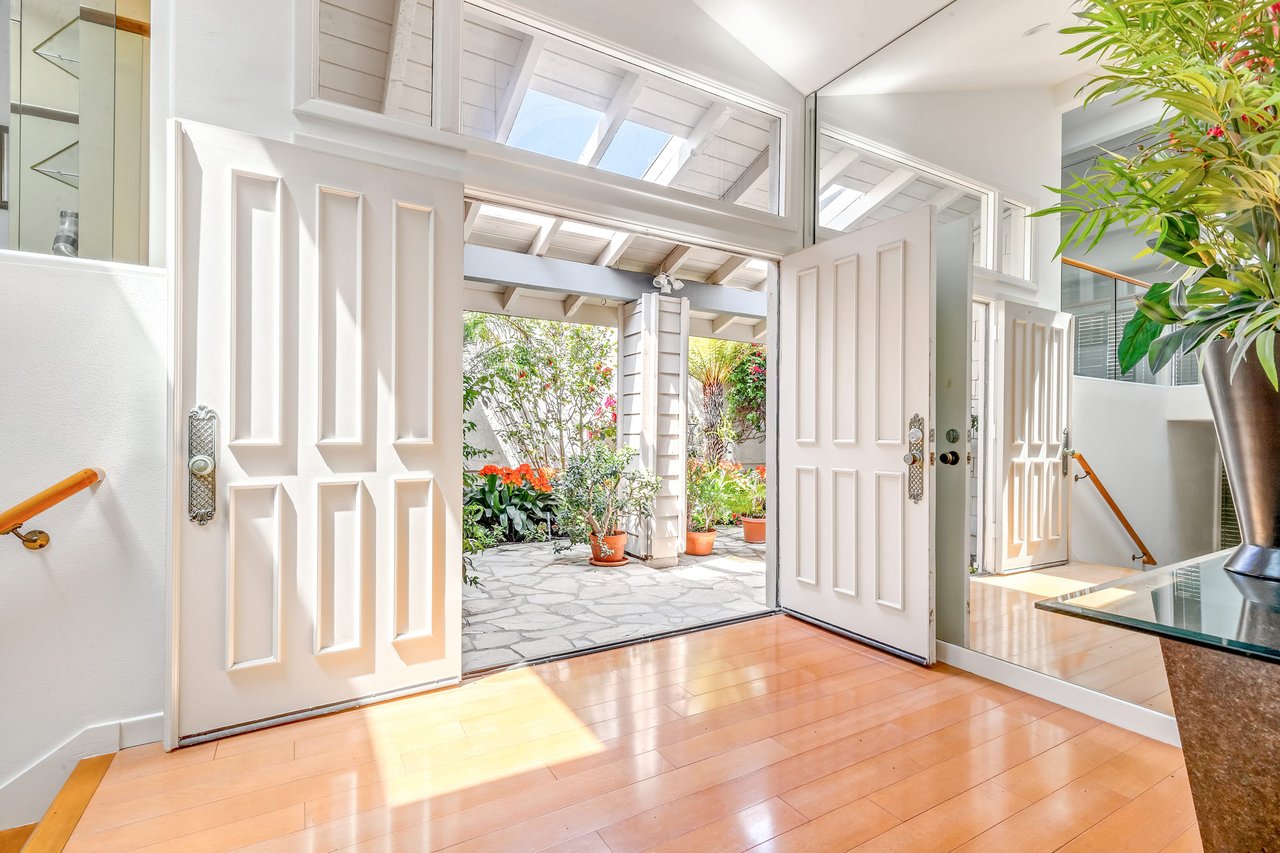 5 Beachcomber Drive