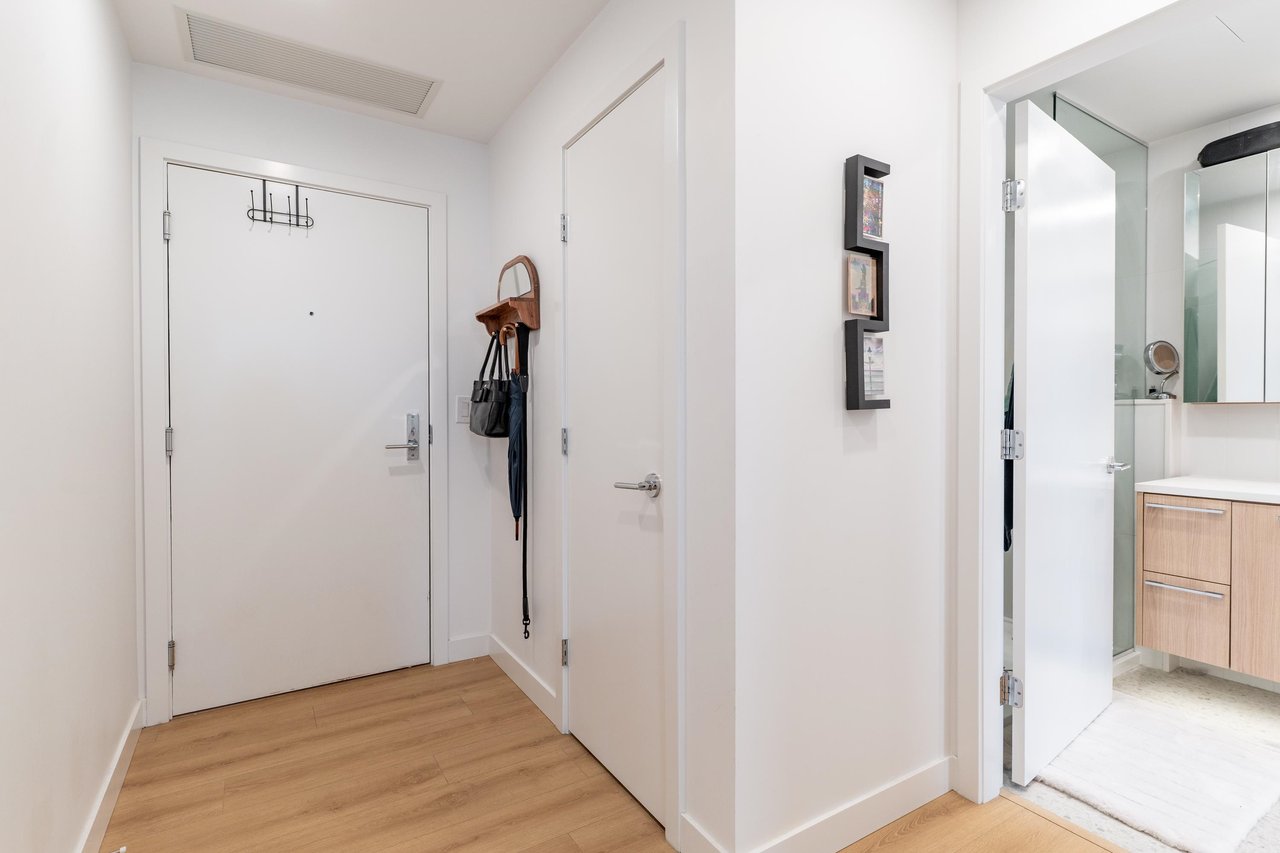 408-2425 Alpha Ave