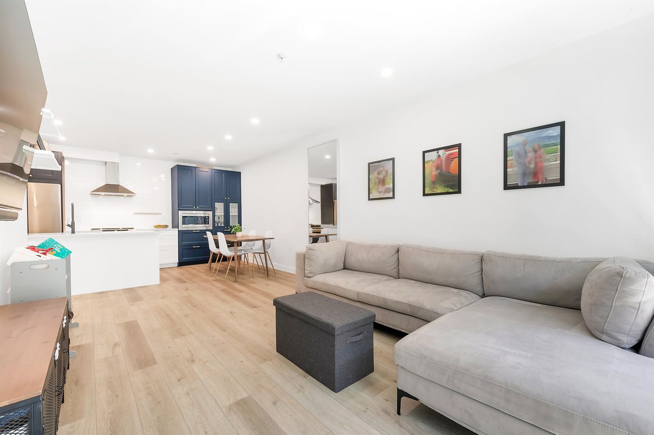 102-1033 St. Georges Ave