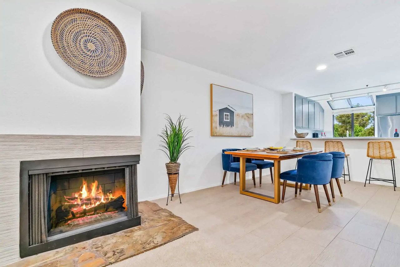 Video Tour of Palo Alto Home for Sale