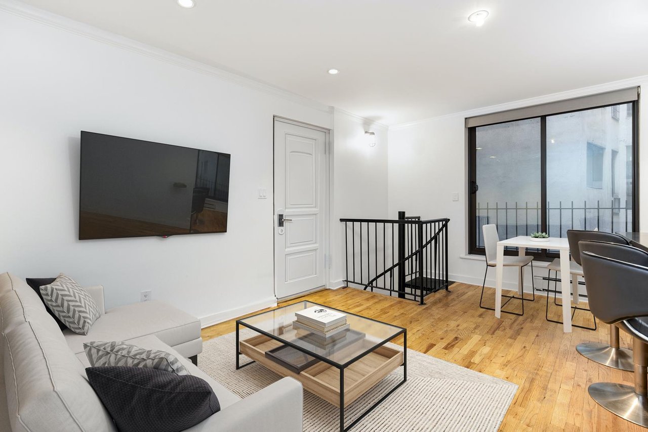 49 East 12th Street, Apt 3-E
