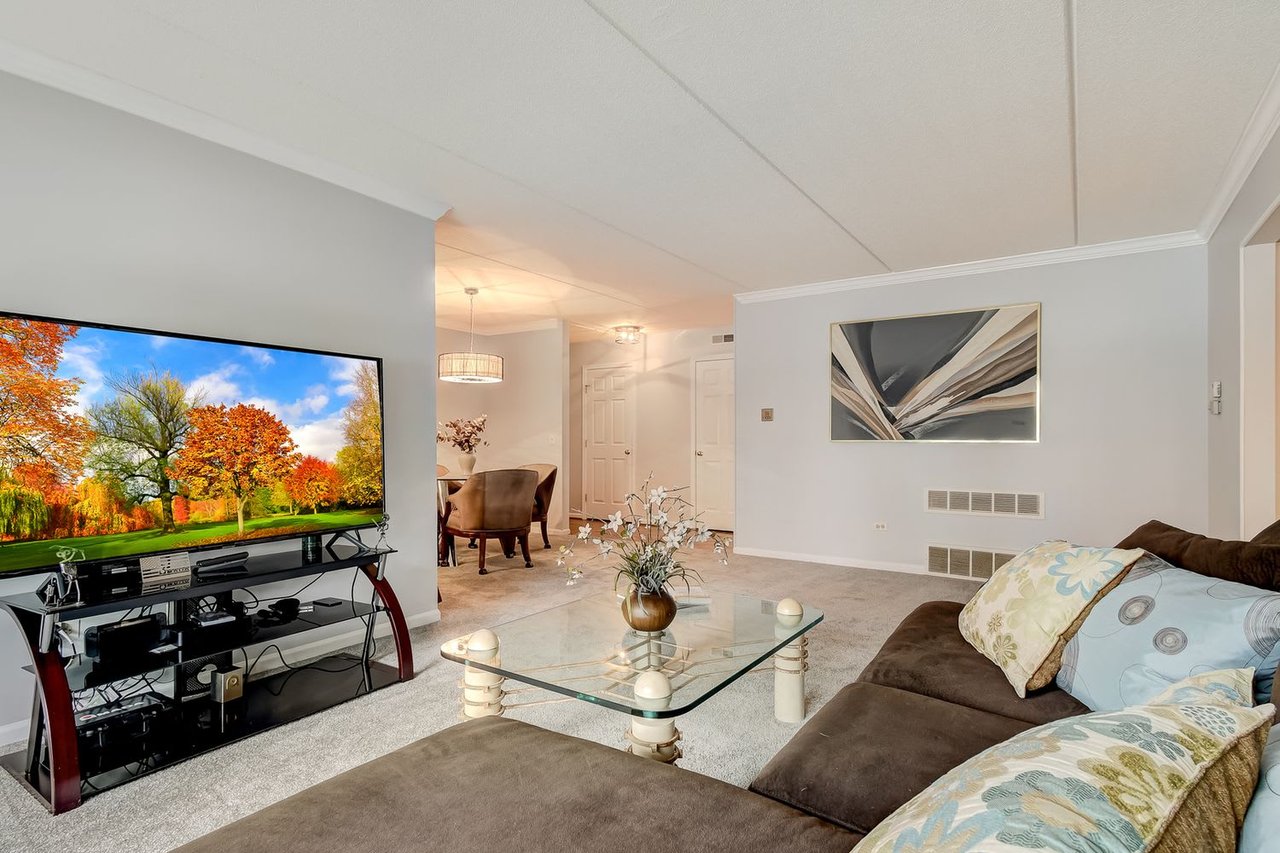 322 PARK AVE #4A