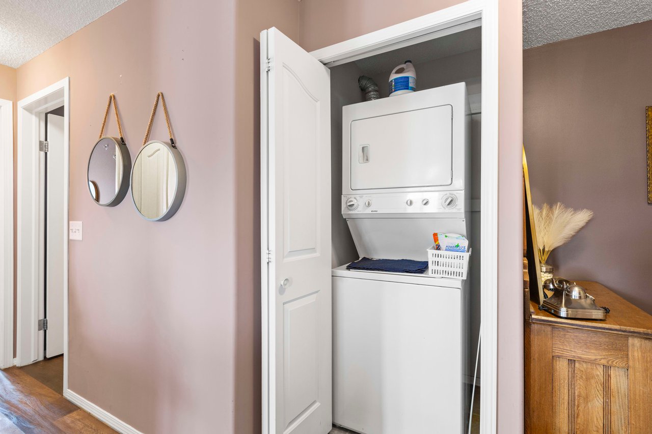 401, 5500 Somervale Court SW Unit: 401
