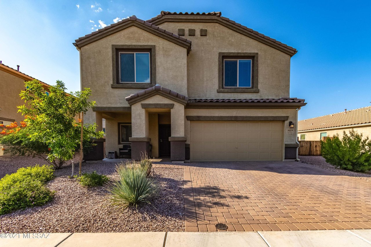 8814 W Saguaro Moon Rd