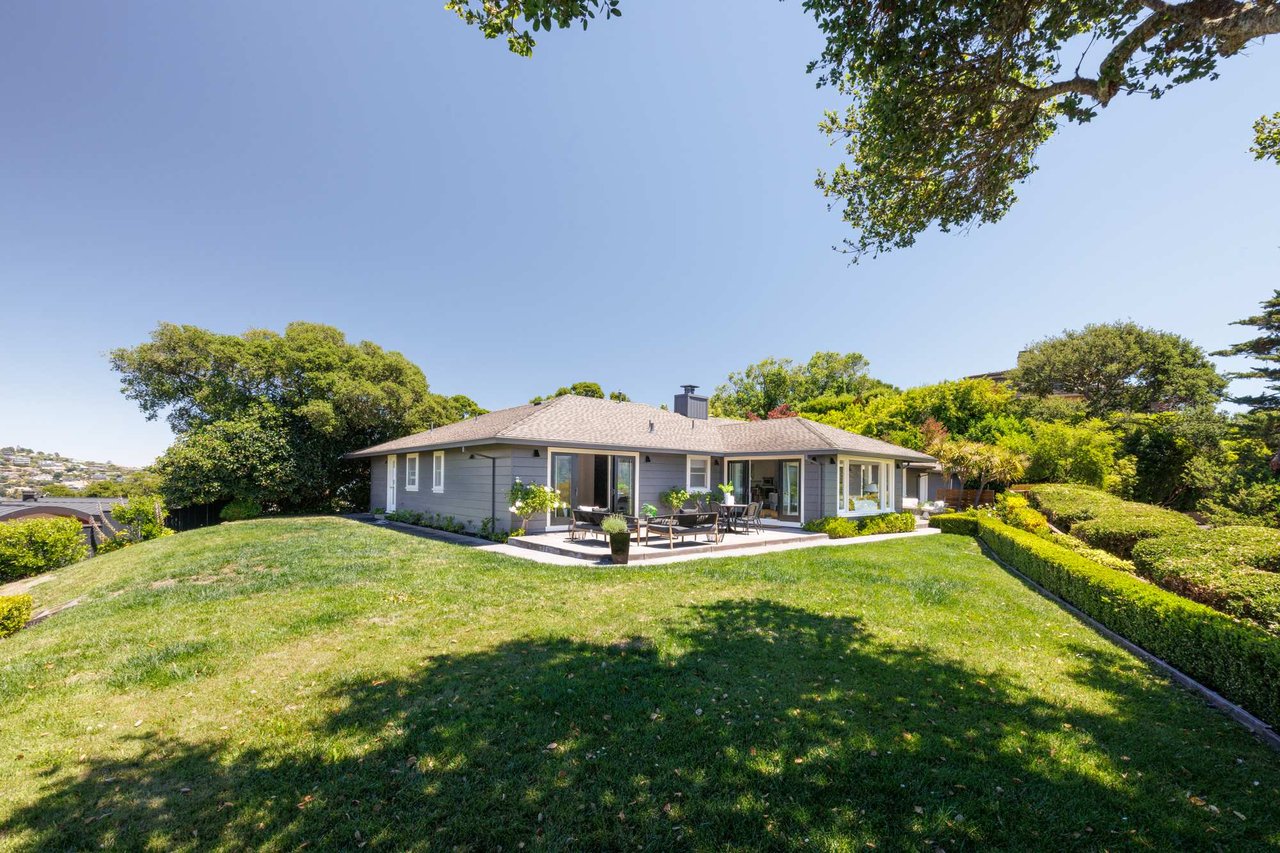 Exceptional Location on Belvedere Island