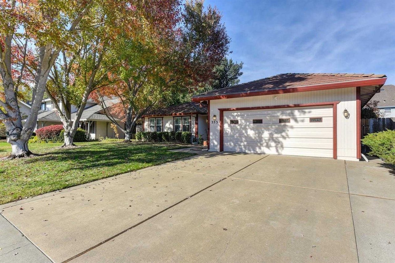 353 Cedar River Way