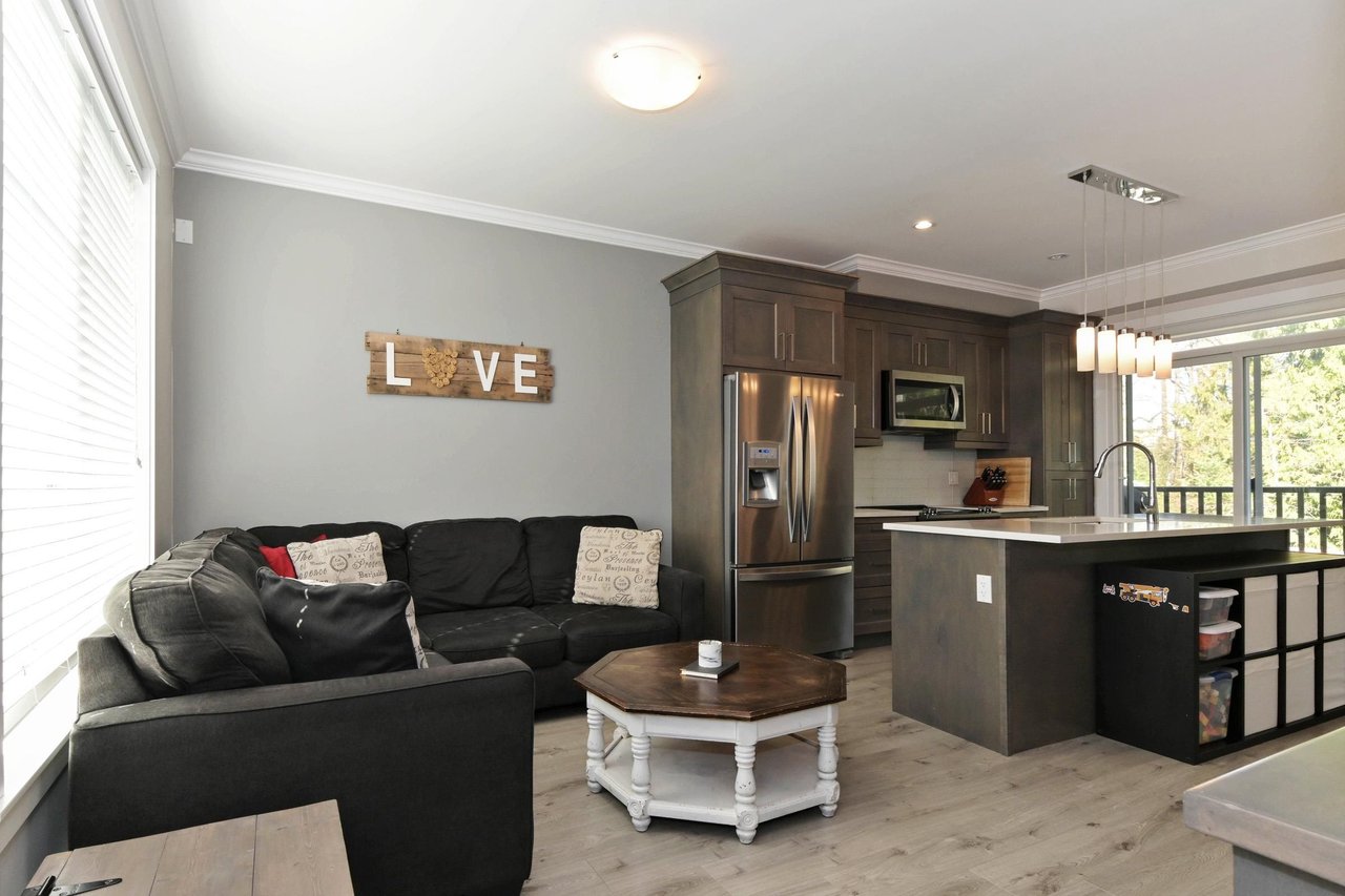 28-19299 64 Ave