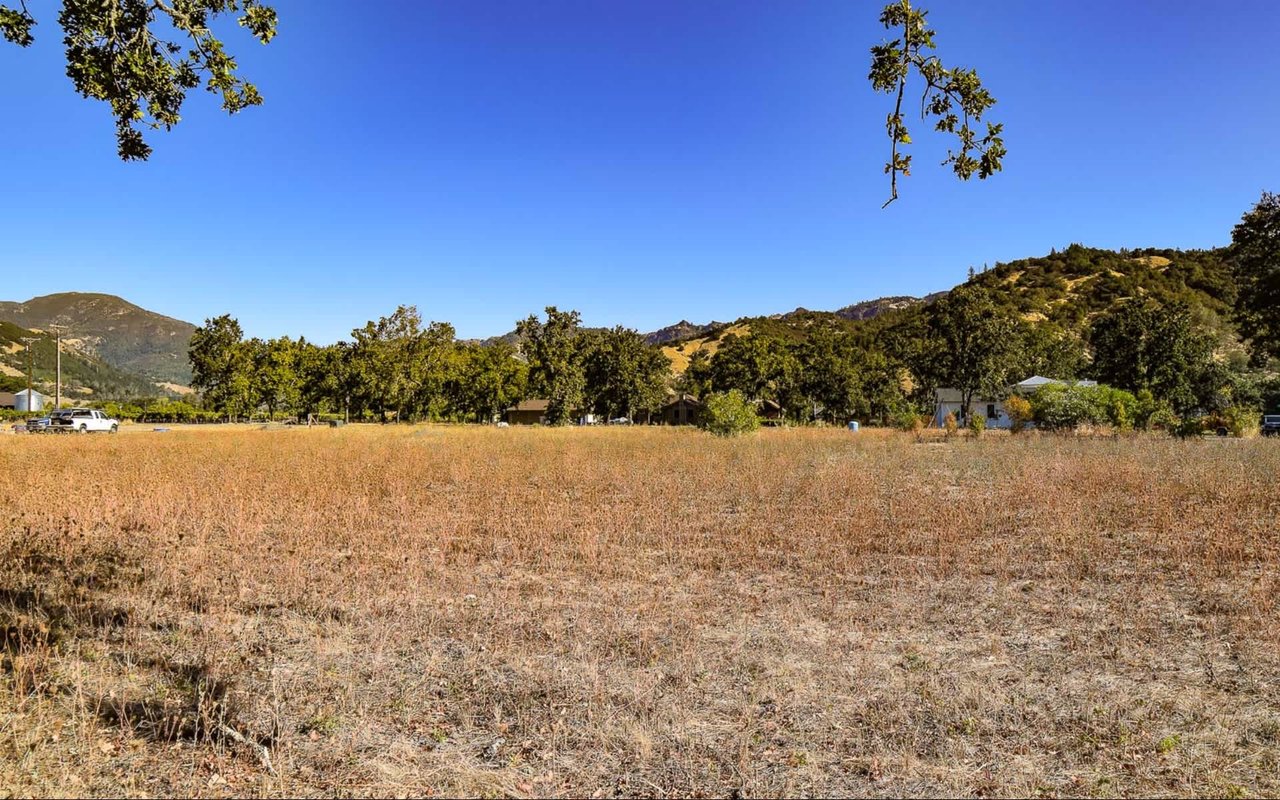 Premium One Acre Estate Site - SOLD