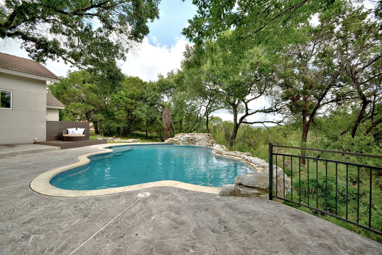 3501 Misty Creek Dr