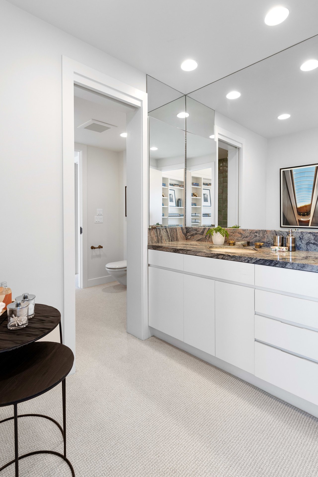 Showcase North Bay View Apartment