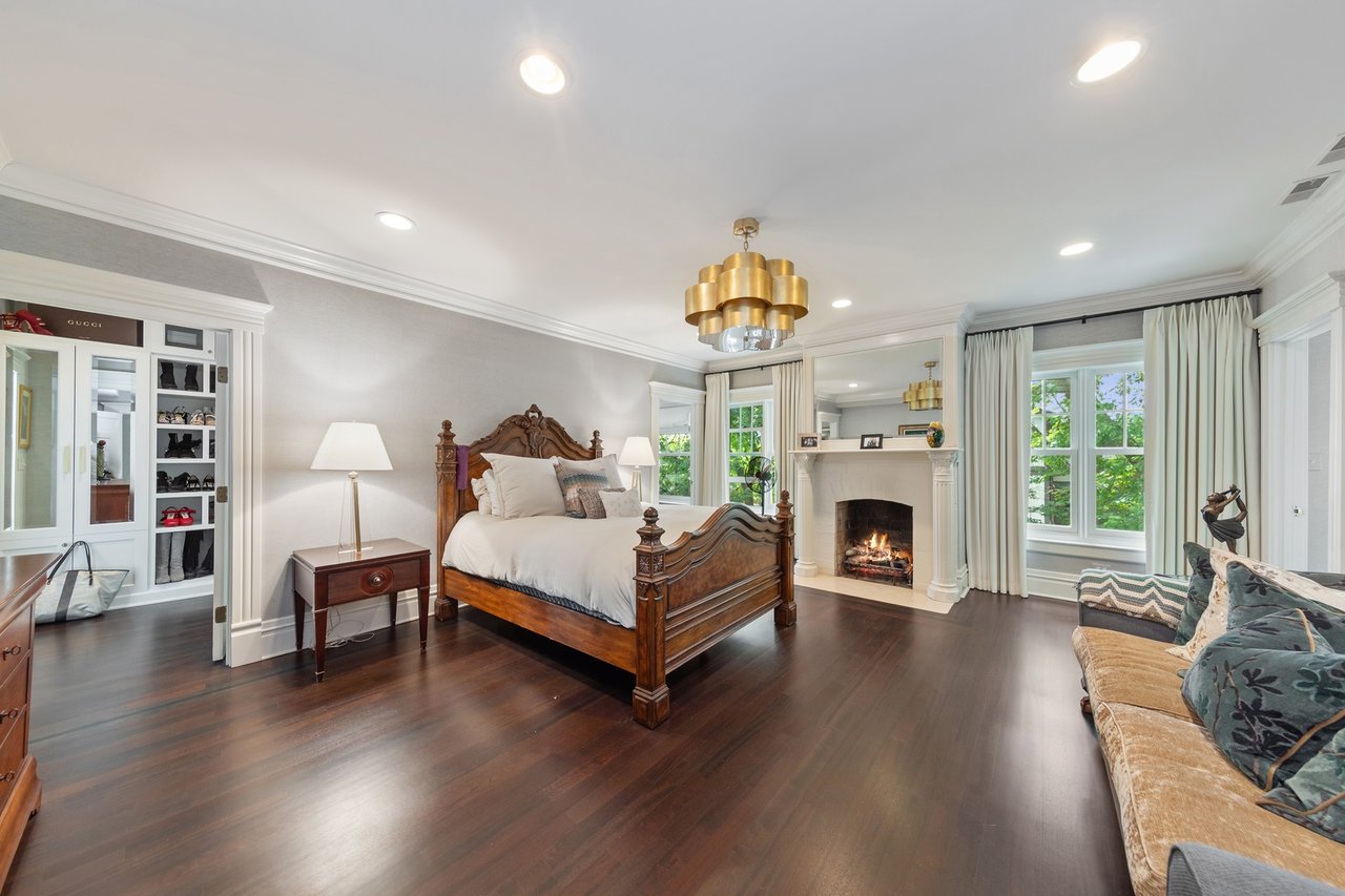 Experience Luxury Living Like Never Before