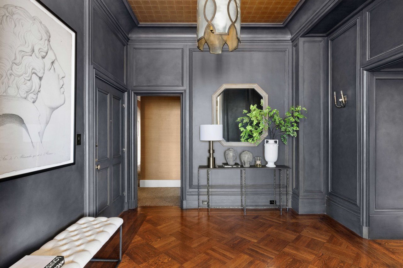 Grand Scale, Pre-War Apartment with North Bay Views