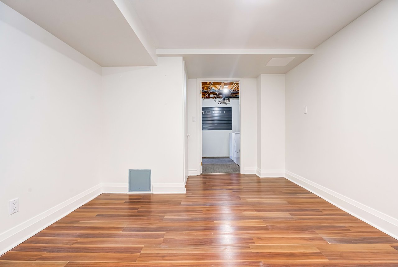 578 Rupert Ave