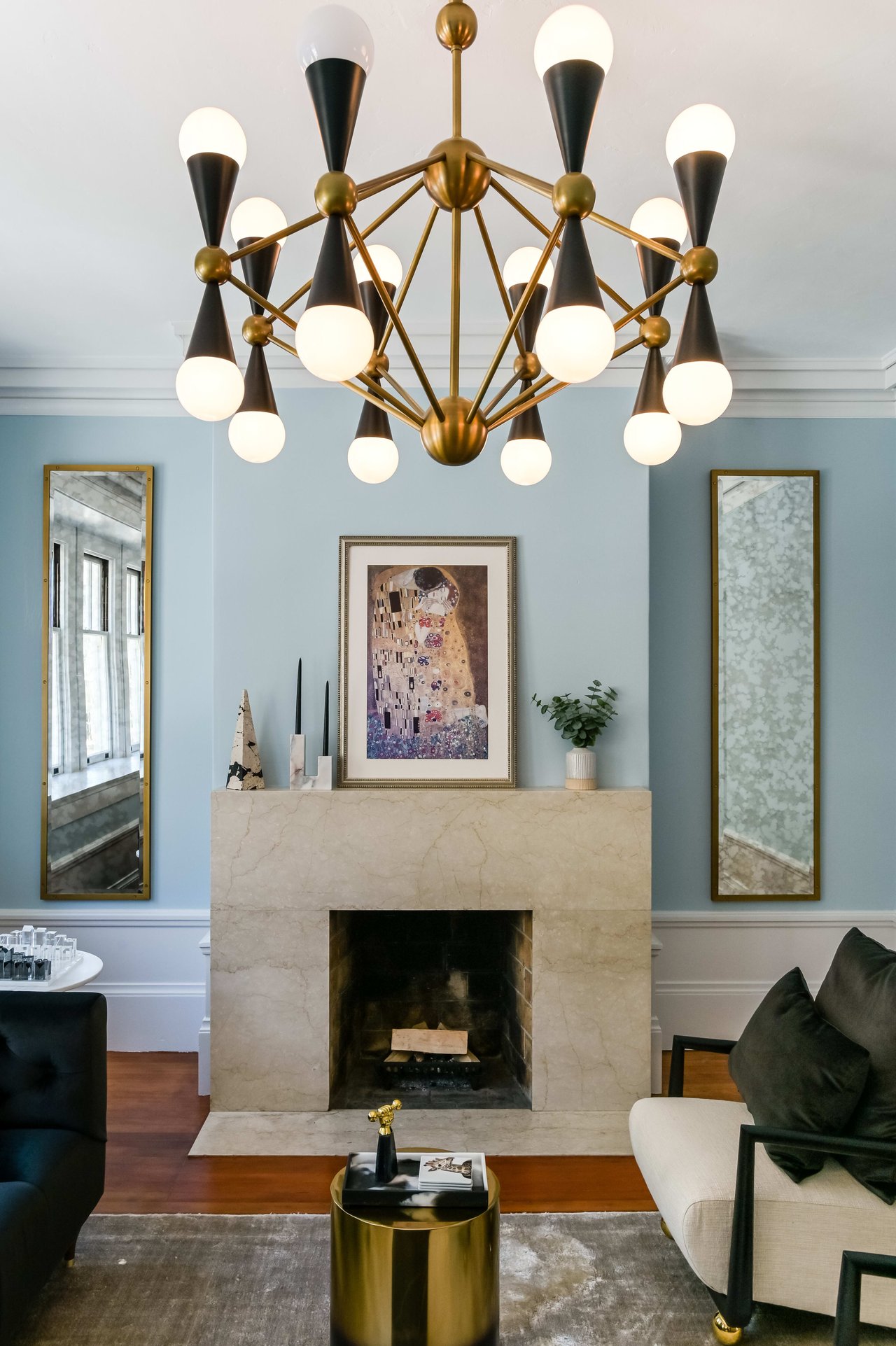 Renovated 5BD Nob Hill Home