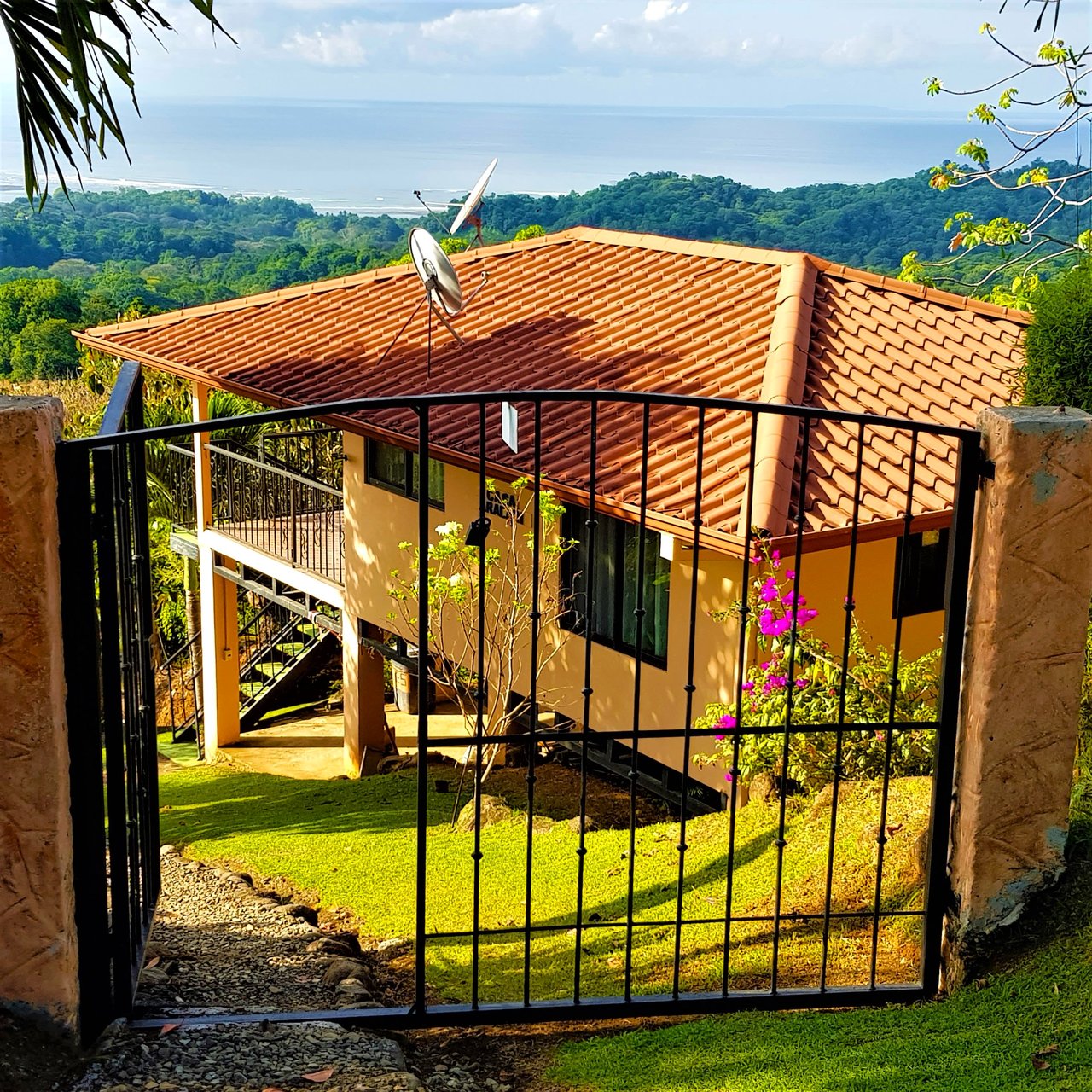 Two Bedroom Home with Stunning Pacific Ocean Views and Sunset too