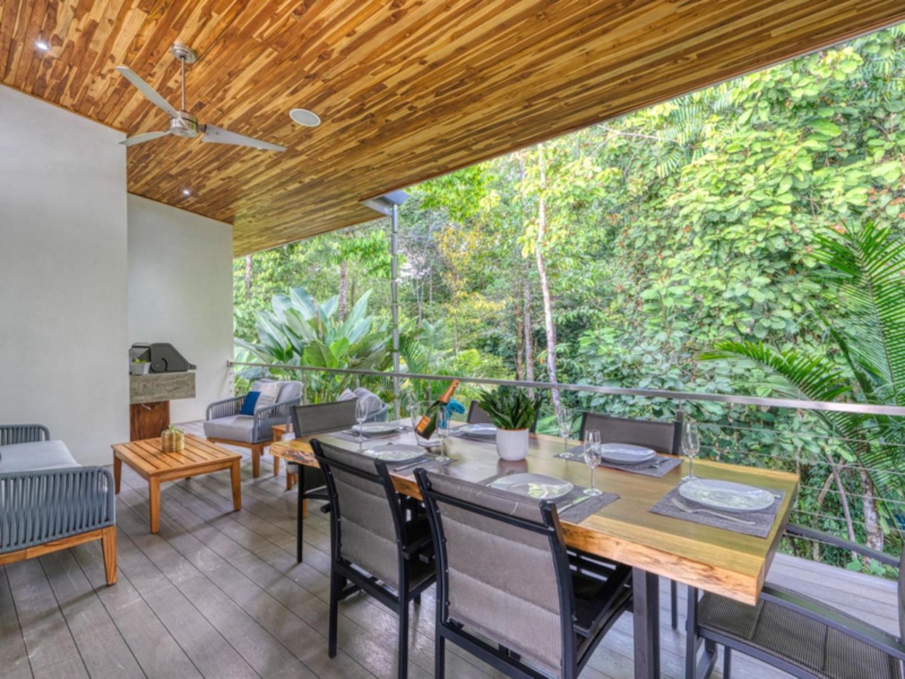 Modern Oceanview Luxury Estate, Dominical, Puntarenas