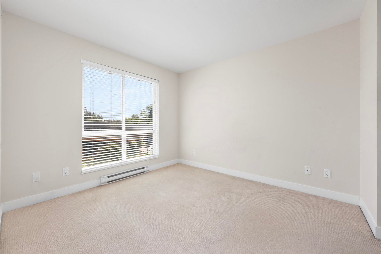 307-15795 Croydon Dr