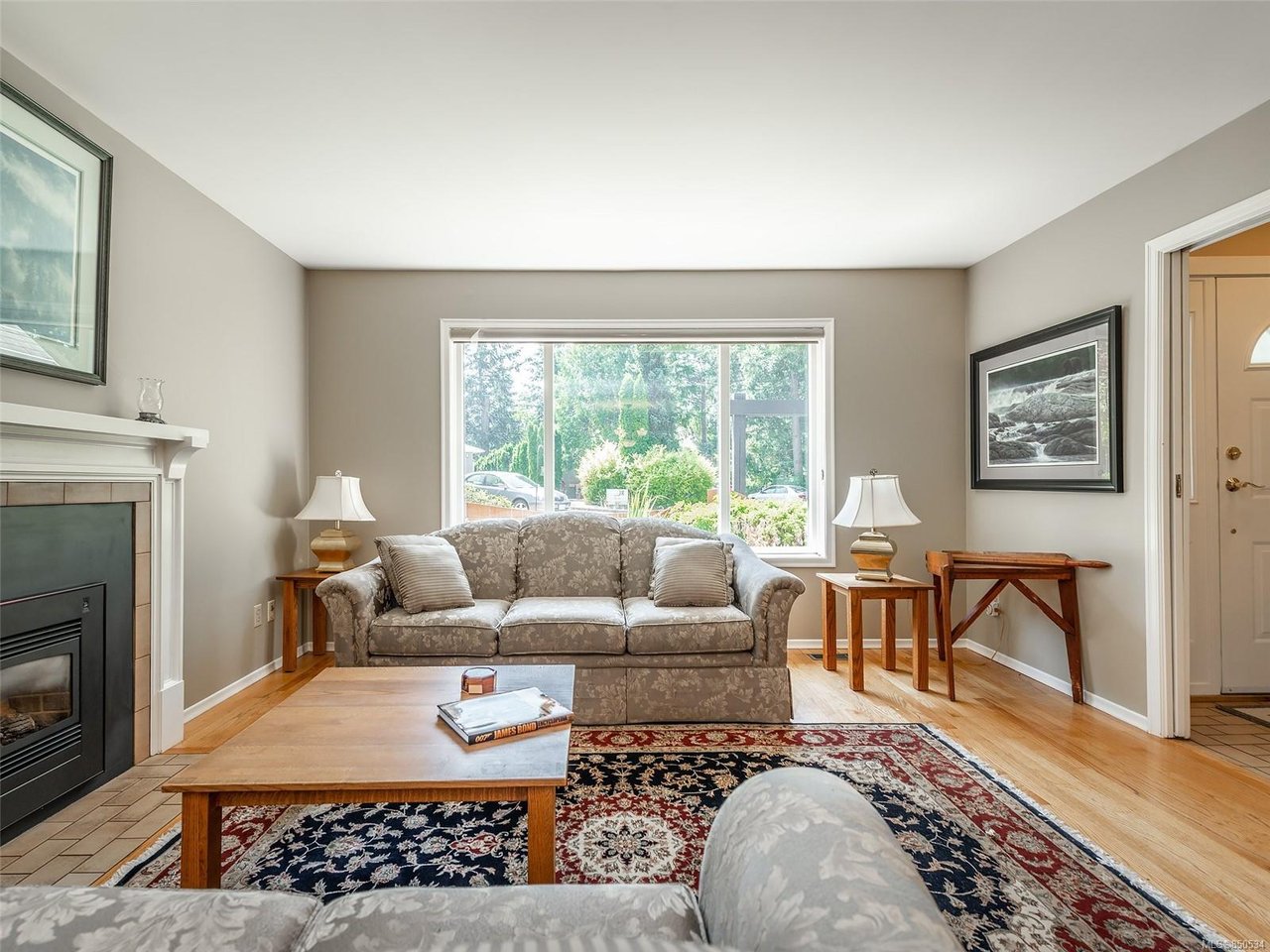 1238 Garry Oak Pl
