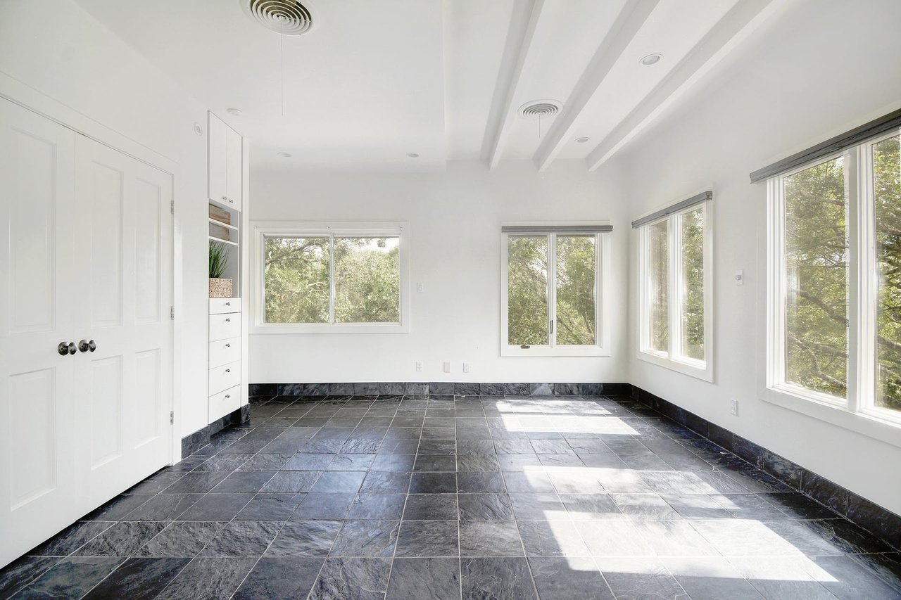 3501 Misty Creek Dr