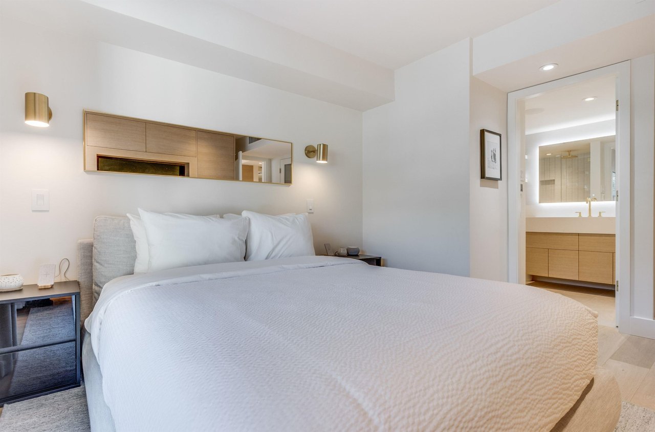 417-4557 Blackcomb Wy