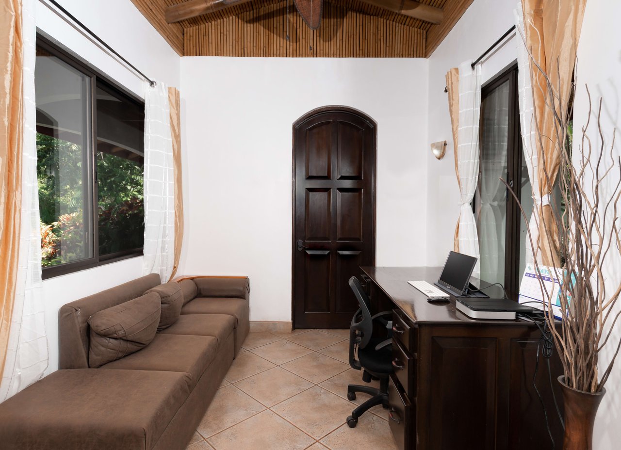 Stunning Ocean View Sanctuary Home in Chontales
