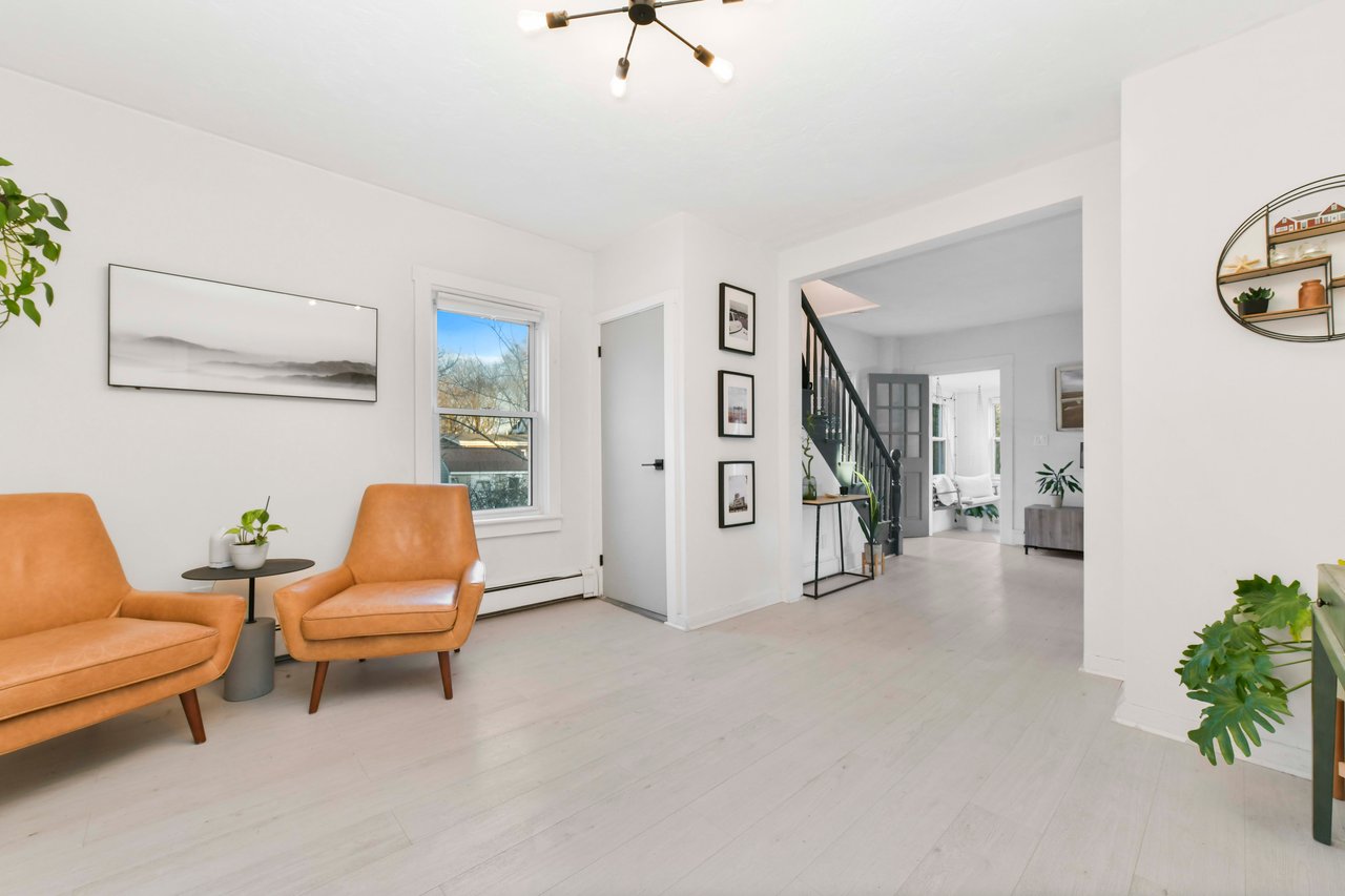 Quintessential Hingham Residence 