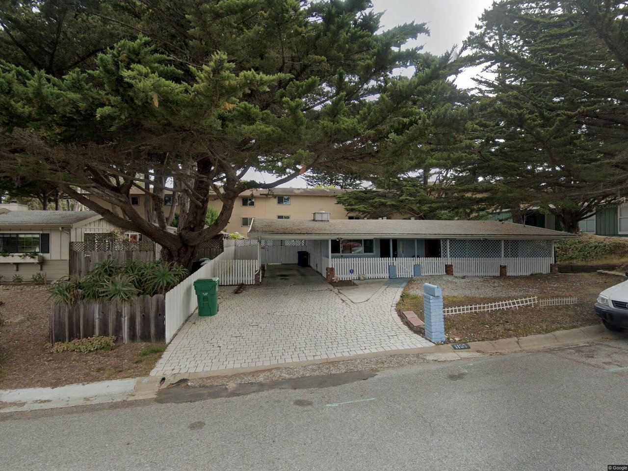 1105 Kenet Pl