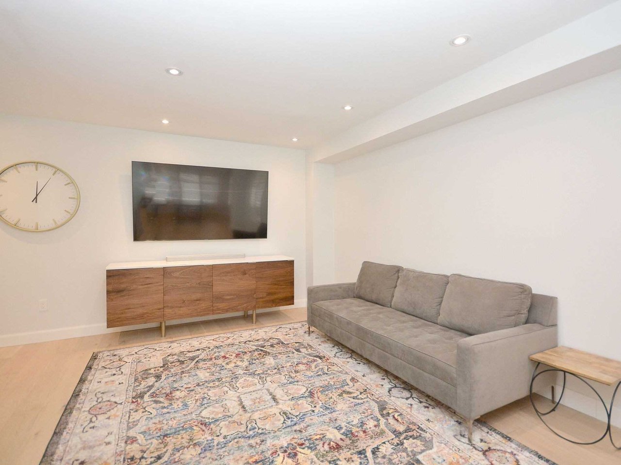 2772 Galleon Cres 