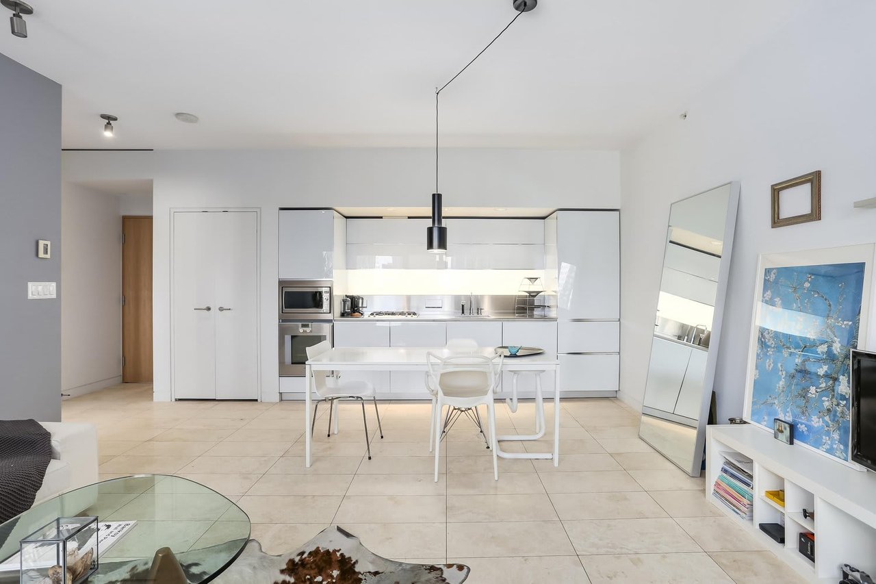 838 W Hastings St, #2204